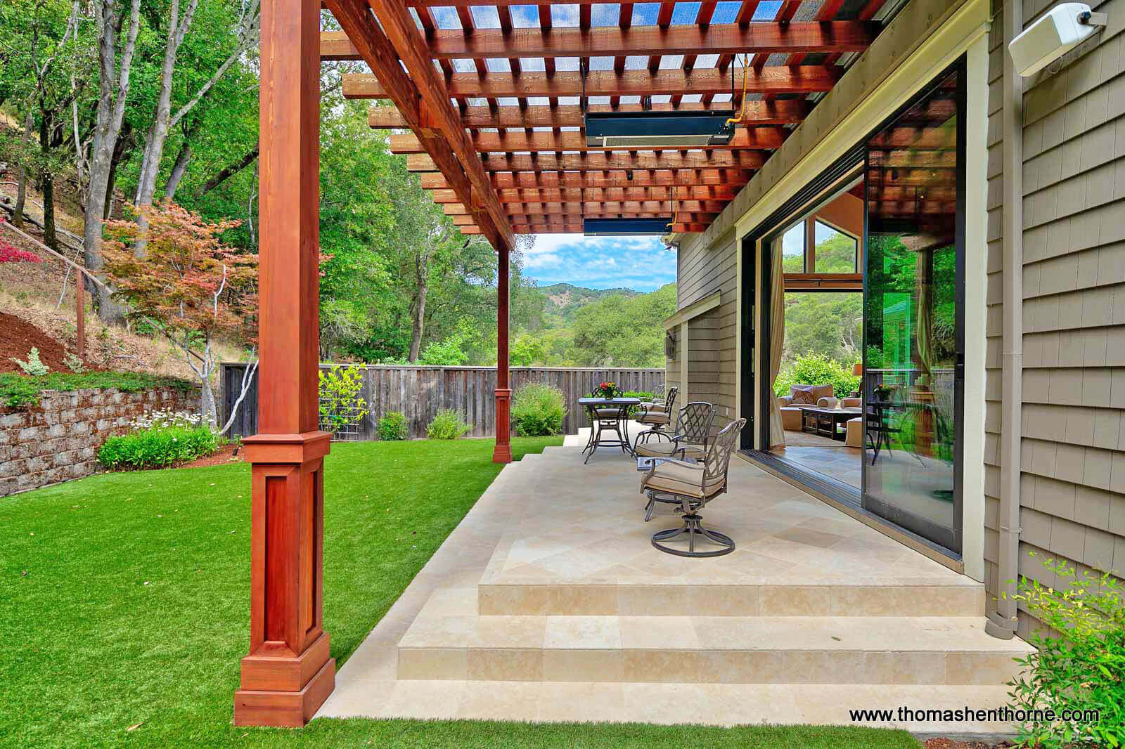 611-Fairway-Dr-Novato 02 of 108 Yard area