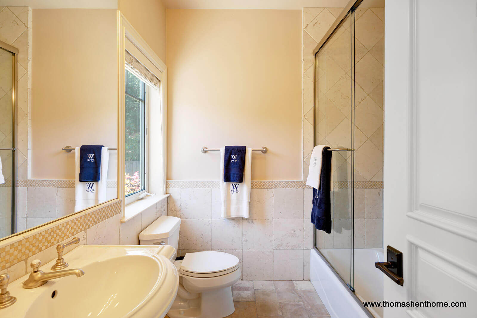 611-Fairway-Dr-Novato 57 of 108 bathroom with toilet and shower tub combo