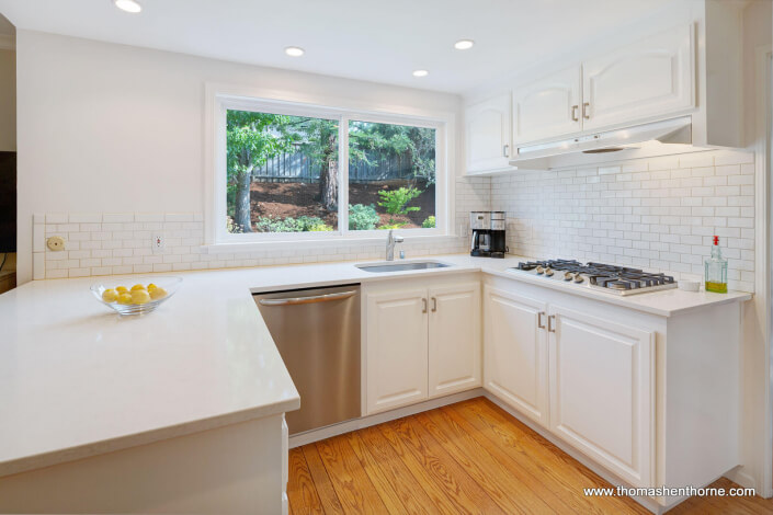 1932-Las-Gallinas-Ave-San-Rafael 10 of 64 kitchen