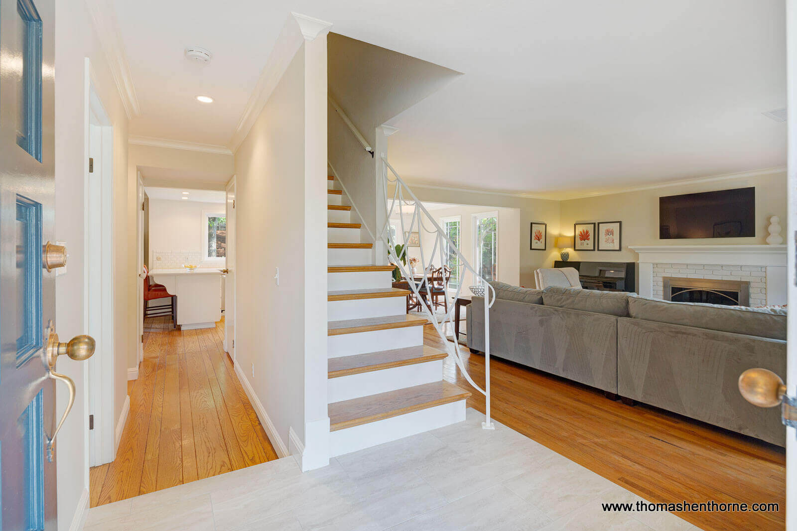 1932-Las-Gallinas-Ave-San-Rafael 19 of 64 living room