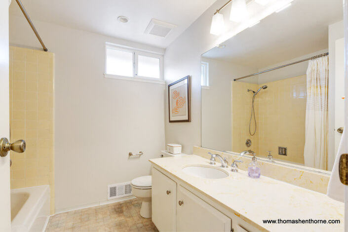 1932-Las-Gallinas-Ave-San-Rafael 24 of 64 full bathroom