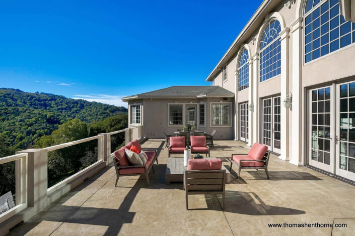 1100-Cabro-Ridge-Novato 60 of 158 outdoor patio with table and chairs