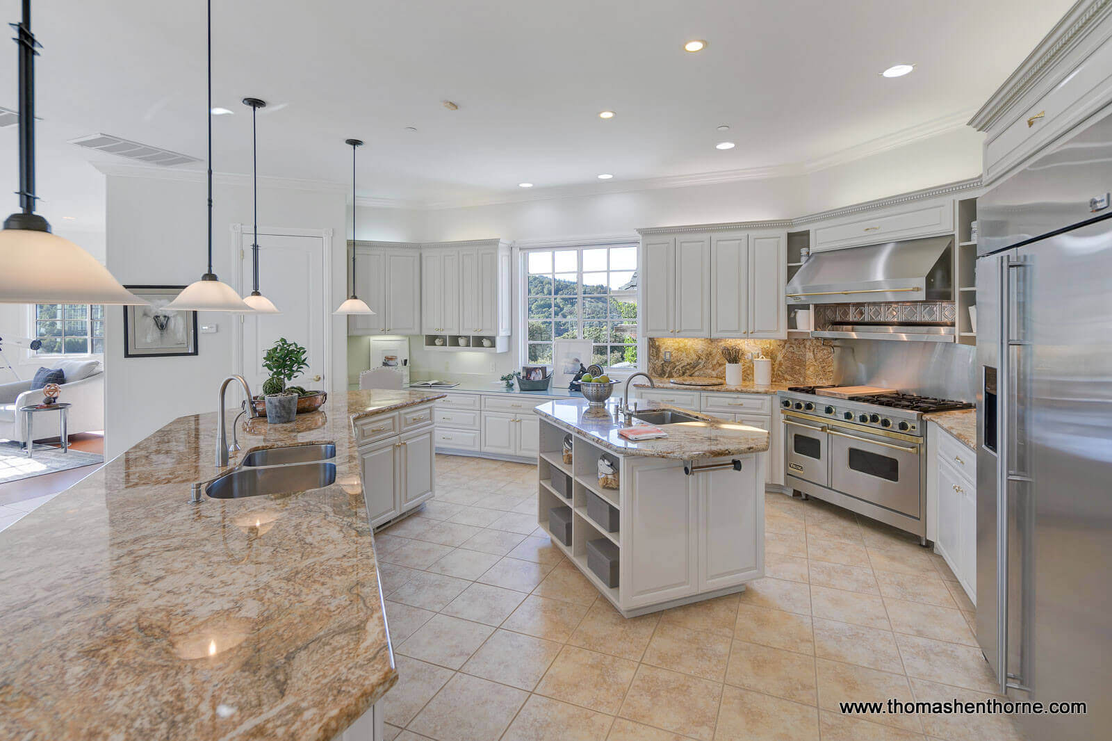 1100-Cabro-Ridge-Novato 72 of 158 kitchen with granite island