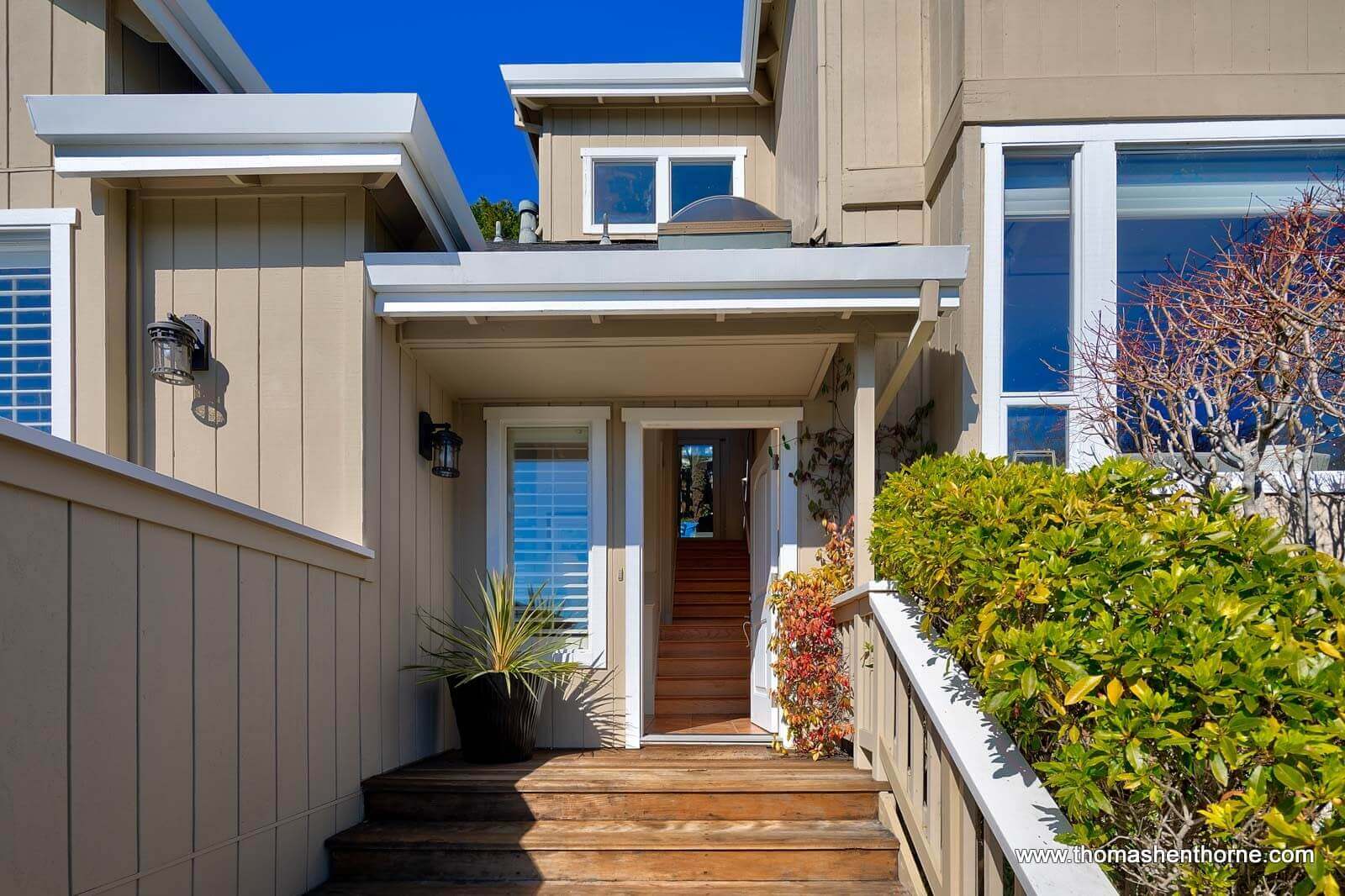 922-Ventura-Way-Mill-Valley 04 of 45 Front Entry to 922 Ventura Way Mill Valley