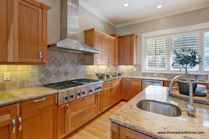 101-Chula-Vista-Dr-San-Rafael 38 of 116 Dine-In Kitchen with Stainless Appliances