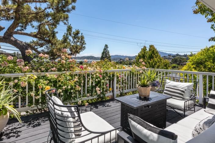 Outdoor seating area