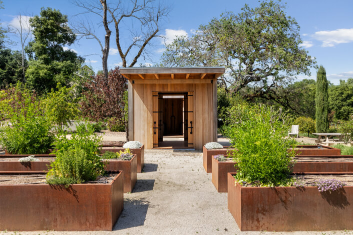 massage room and raised beds